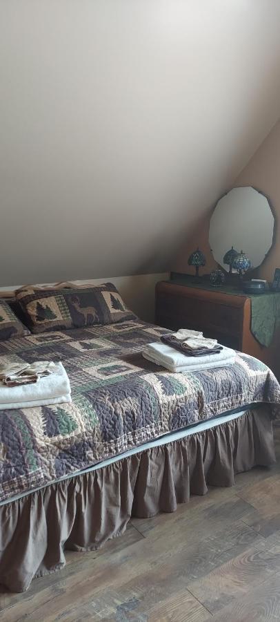 The Old Tioga Inn Bed And Breakfast Fairmount Springs Екстериор снимка