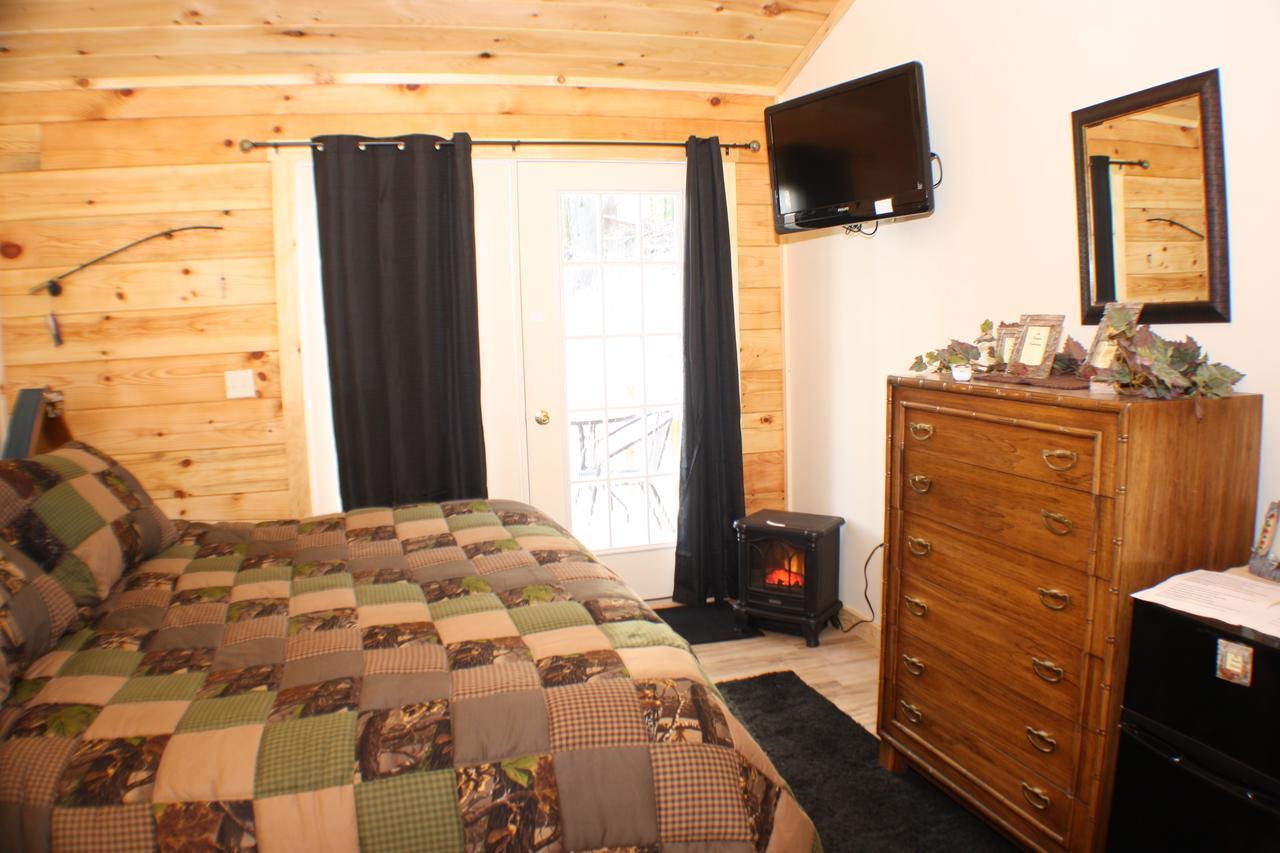 The Old Tioga Inn Bed And Breakfast Fairmount Springs Екстериор снимка